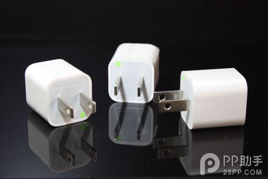 iPhone/iPad充電器應該如何使用 教大家識別電源適配器