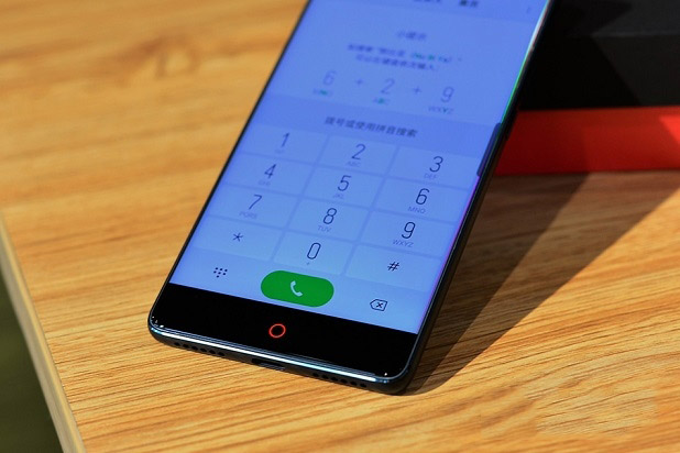 nubia Z17值得买吗？努比亚Z17配置参数与真机图赏