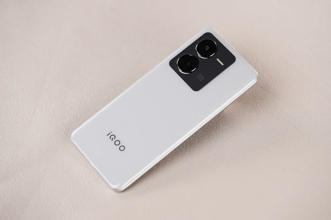 iQOOZ8测评