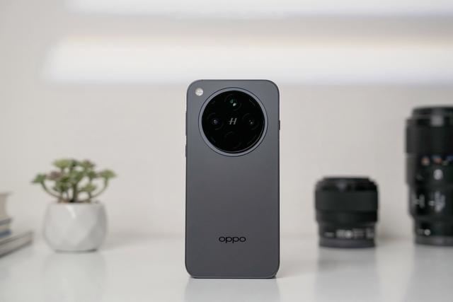 OPPOFindX8和小米15 區別