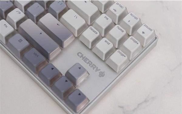 櫻桃MX8.2Xaga曜石鍵盤評測
