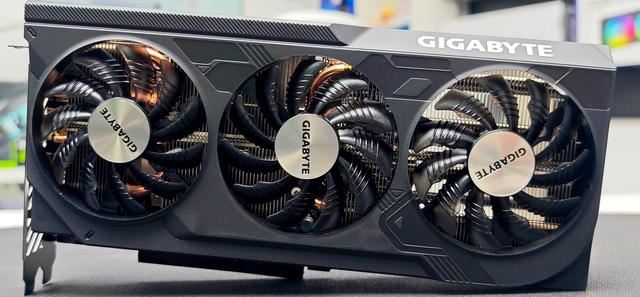 rtx4070super顯卡怎麼樣