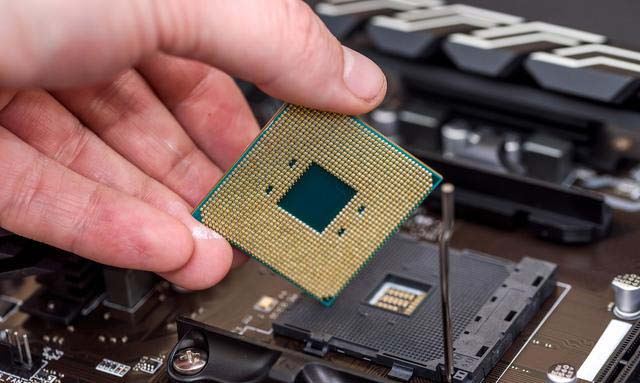 i512490f配什麼顯卡最好