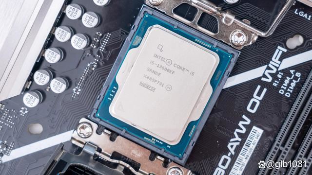 13600KF搭配RTX4060还是4070