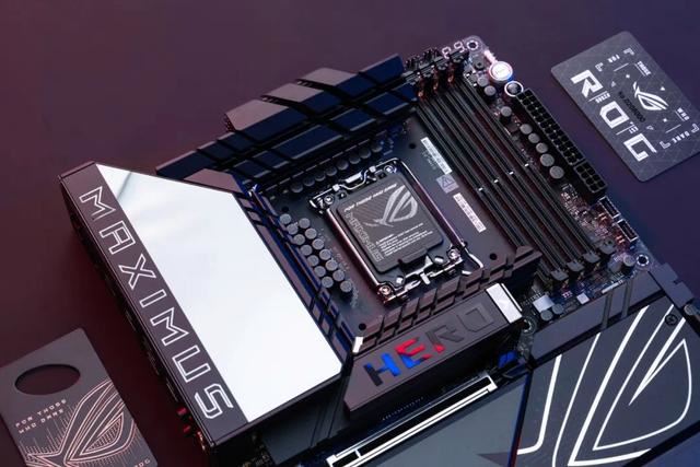 華碩ROGMAXIMUSZ890HERO測評