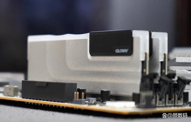 光威神武DDR5評測