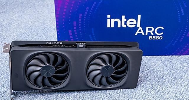 RTX2060SUPER對比ARCB580測評