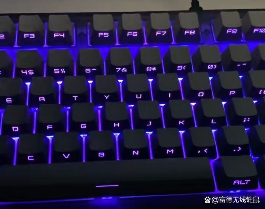 機械鍵盤上下燈位怎麼選