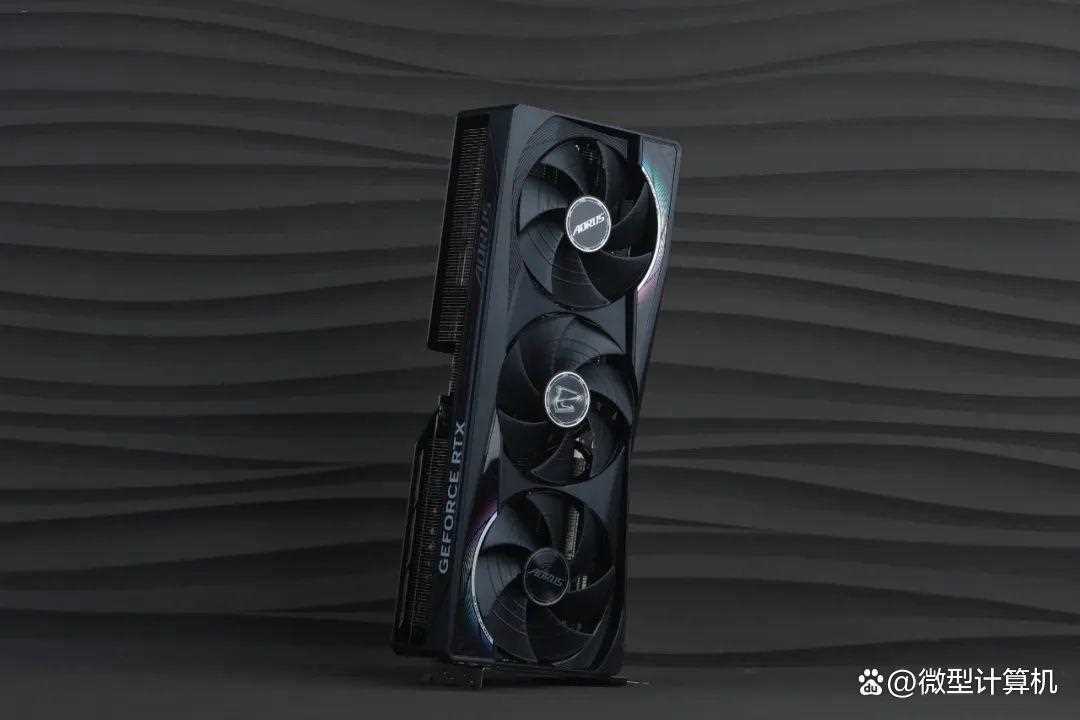 GeForceRTX5070MASTER顯卡測評
