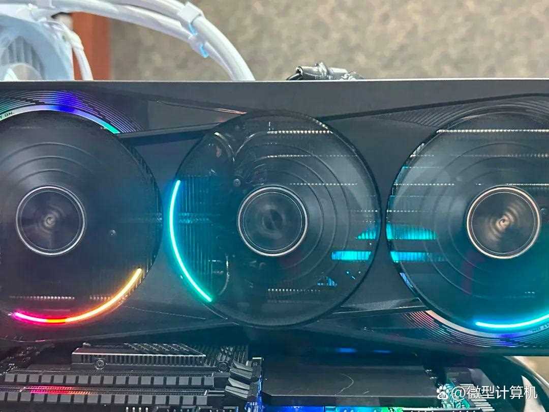 GeForceRTX5070MASTER顯卡測評